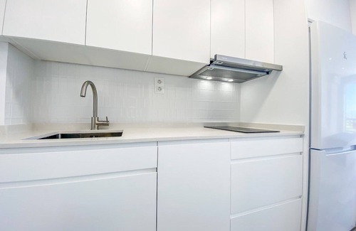 Torremolinos House | Holiday Home in Torremolinos by the Beach