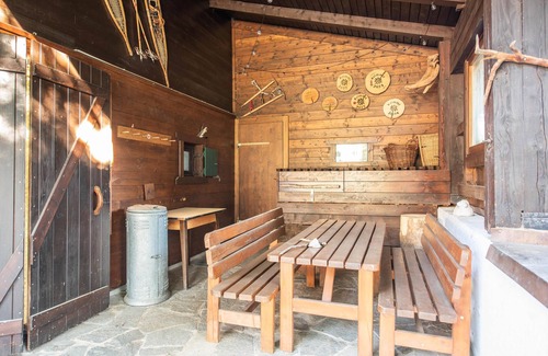 Hochkrimml House | holiday home in the Zillertal Arena: mountain panorama & close to the slopes