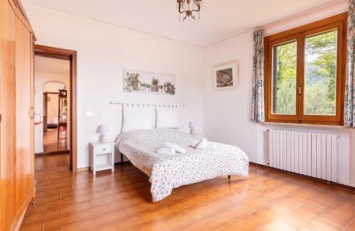 Marliana Villa | Holiday Home in Tuscany with Stunning Views