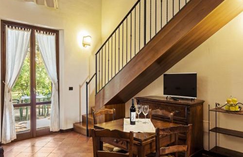 Perugia Apartment | Holiday Home in Umbria with Pool