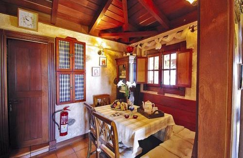 Guia de Isora House | Holiday Home in Vera de Erques