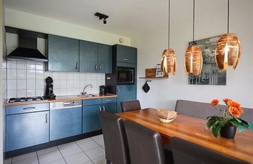Heinkenszand House | Holiday Home in Zeeland with Garden