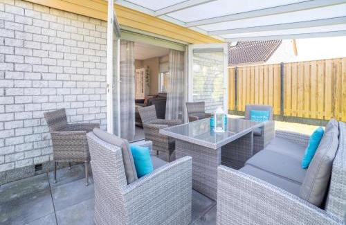 Wemeldinge House | Holiday Home in Zeeland near Beaches