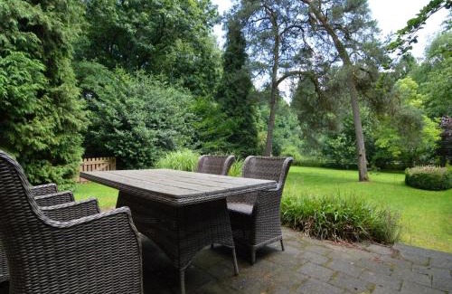 Zelhem House | Holiday Home in Zelhem with Garden
