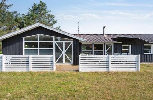 Grønhøj House | Holiday Home Ingebore - 700m from the sea by Interhome