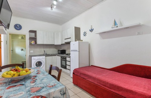 Capoliveri House | Holiday Home 'Innamorata Mare' with Sea View, Private Terrace and Wi-Fi