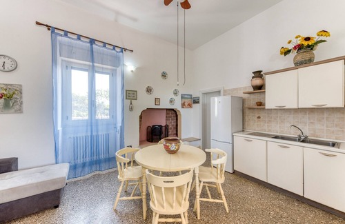 Morciano di Leuca House | Holiday Home 'Villetta Il Boschetto' with Shared Pool, Private Garden and Air Conditioning