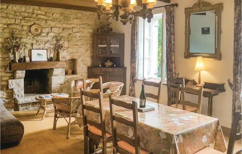 Plomeur House | Holiday Home Kermathéano