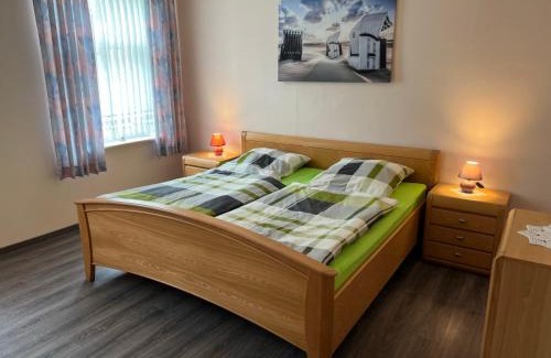 Holthusen House | Holiday Home Kettler by Interhome