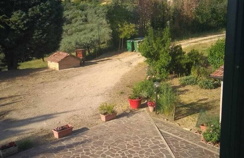 Gualdo Cattaneo House | Holiday home La valle