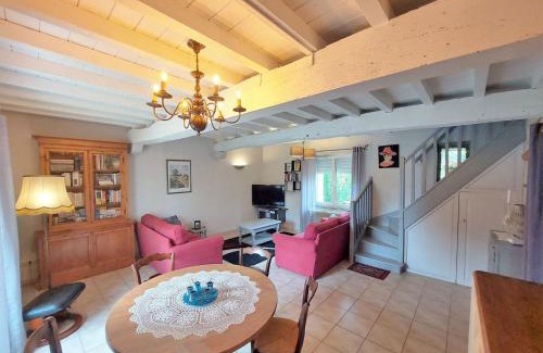 Brax House | Holiday Home L'Ostalet de Sarron by Interhome