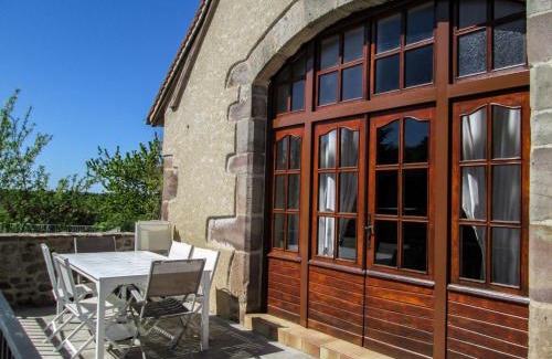 Saint-Jean-Lagineste House | Holiday Home La Grange by Interhome