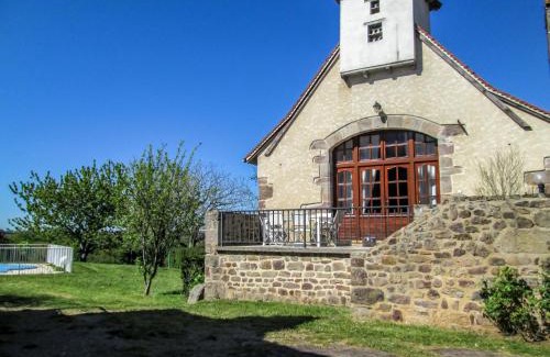 Saint-Jean-Lagineste House | Holiday Home La Grange by Interhome