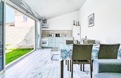 Allauch House | Holiday Home La Perle d'Allauch by Interhome