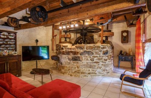 Plovan House | Holiday Home La Torche by Interhome