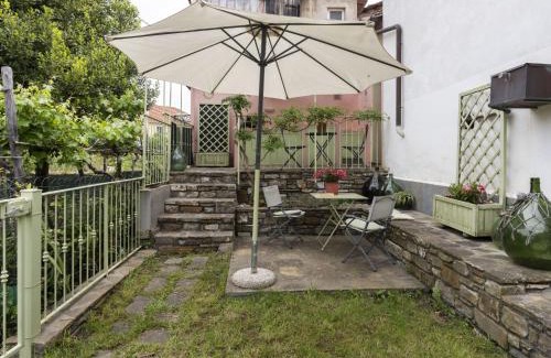 Diano Arentino House | Holiday Home La vecchia Stalla by Interhome