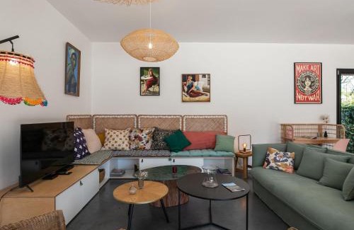 Locquirec House | Holiday Home La Villa Agapanthes by Interhome