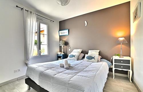 La Bree-les-Bains House | Holiday Home Le Mimosa by Interhome