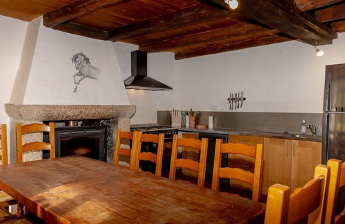 Merlas House | Holiday Home 'Le Palefroi De Merlas' with Mountain View and Private Garden