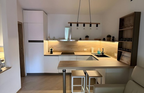 Porto Istana House | Holiday Home 'Le Vele' with Shared Pool, Private Garden and Air Conditioning