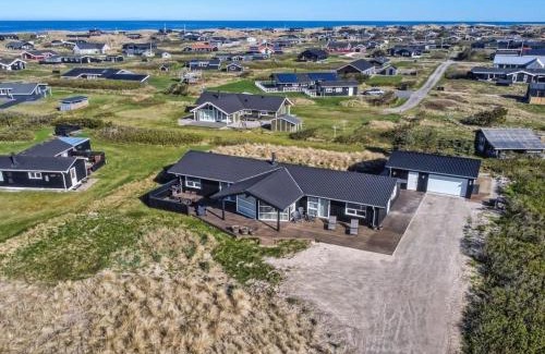 Lokken House | Holiday Home Lennart - 300m from the sea by Interhome