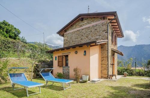 Montignoso House | Holiday Home Leonardo by Interhome