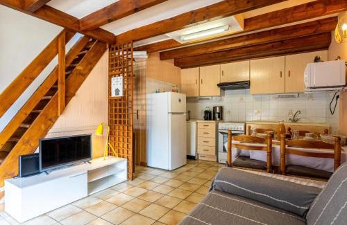 Les Mathes House | Holiday Home Les Jardins de la Palmyre-3 by Interhome