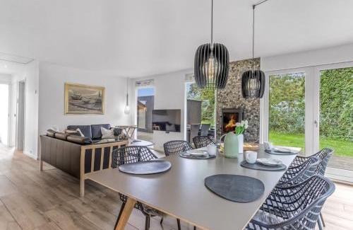 Idestrup House | Holiday Home Litle - 30m from the sea by Interhome