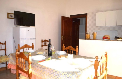 San Foca House | Holiday Home 'Ll42 Casa Vacanze Ureshii' with Air Conditioning