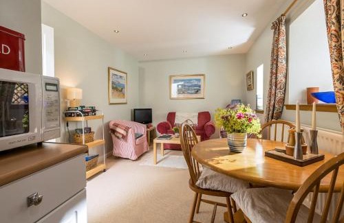 Alexandria House | Holiday Home Lorn Mill-2 by Interhome
