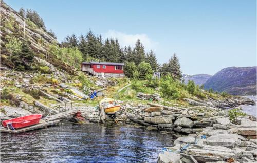 Vagsoy House | Holiday Home Måløy Husevåg