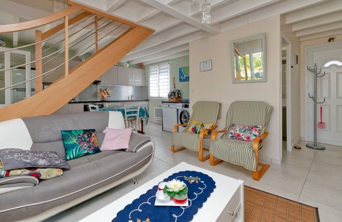 Batz-sur-Mer House | Holiday Home 'Maison' with Private Garden