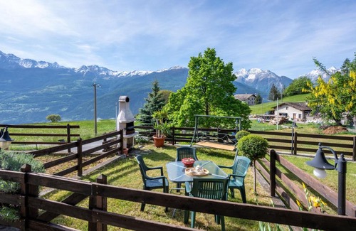 Ville Sur Sarre House | Holiday Home Maison Meynet by Interhome