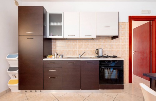 Castromediano House | Holiday Home 'Manuela' with Balcony, Wi-Fi and Air Conditioning