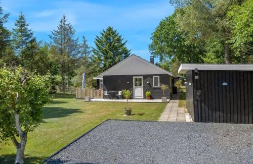 Hou House | Holiday Home Marise - from the sea by Interhome