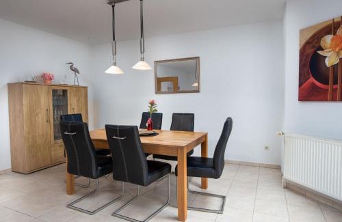 Norddeich House | Holiday Home Nilles by Interhome