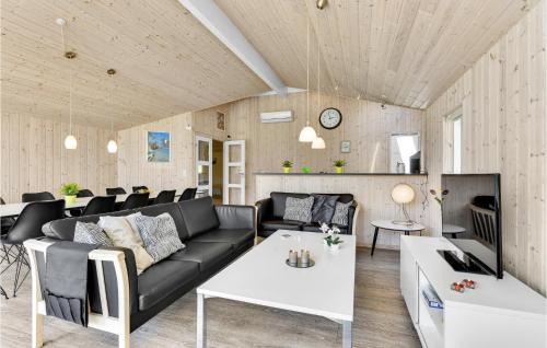 Houstrup House | Holiday Home Norre Nebel With Sauna 161