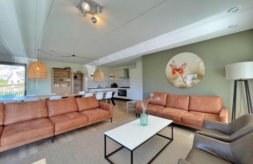 Tholen House | Holiday Home Oesterdam Resort-1 by Interhome