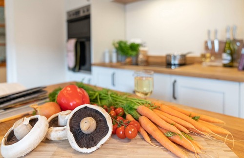 Bembridge Cottage | Holiday Home of Character Bembridge Isle of Wight Close Beach