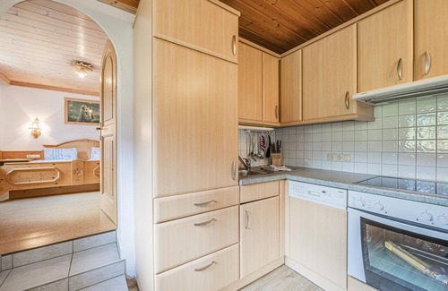 Feuring Apartment | Holiday home on a former stables