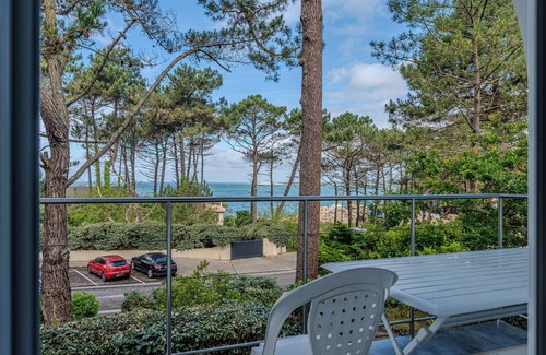 Pyla-sur-Mer House | Holiday Home 'Pyla Sur Mer Villa 150m Vue Bassin' with Sea View, Shared Terrace and Wi-Fi