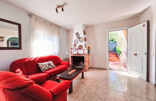 El Mas Mora House | Holiday Home Panoramic by Interhome