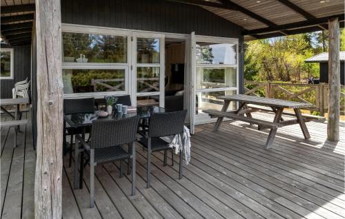 Oster Somarken House | Holiday Home Perikumvej Aakirkeby I
