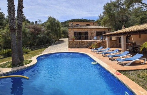 Petra House | Holiday Home 'Petit' with Mountain View, Private Pool and Wi-Fi