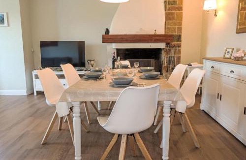 Locquirec House | Holiday Home Reve de Mer by Interhome