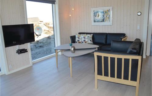 Klegod Strand House | Holiday Home Ringkøbing With A Fireplace 02