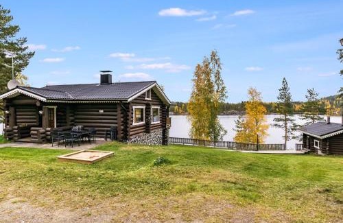 Aatola House | Holiday Home Rinneranta by Interhome