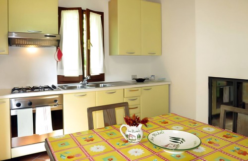Montieri House | Holiday Home 'San Michele - Casa Giano' with Mountain View, Shared Pool and Wi-Fi