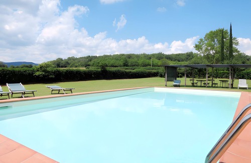 Montieri House | Holiday Home 'San Michele - Casa Giano' with Mountain View, Shared Pool and Wi-Fi