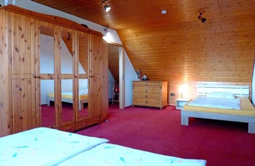 Huefingen House | Holiday Home Schmetterlingsgarten by Interhome